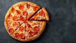 Illustrazione di una pizza (Depositphotos)