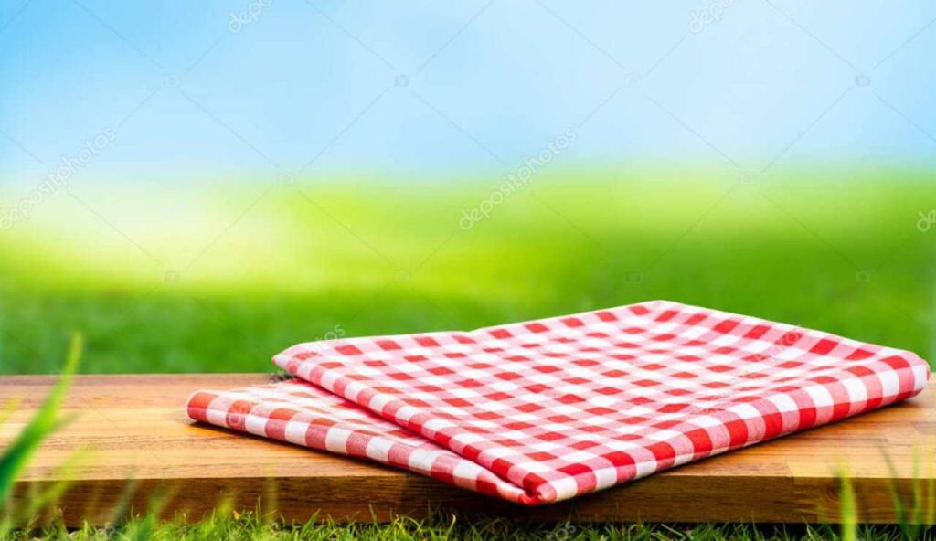 Illustrazione di una tovaglia (Depositphotos)