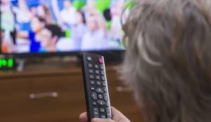 Guardare la tv