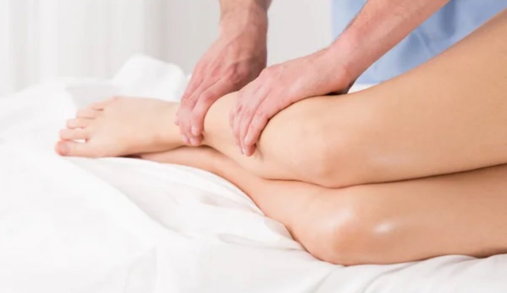 Gambe Gonfie migliaia donne stanno sperimentando nuovo metodo