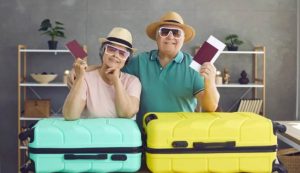 Pensionati in viaggio (Depositphotos foto) - www.notiziesecche.it
