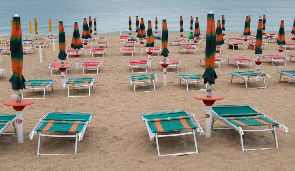 SPIAGGE SVUOTATE: diramata la comunicazione ufficiale | Cosa sta succedendo