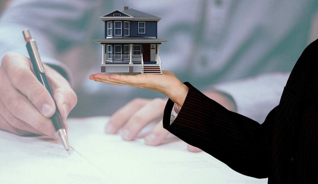Acquistare casa (Pixabay foto) - www.notiziesecche.it