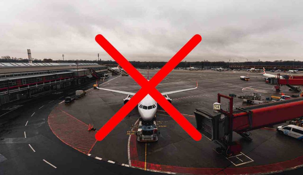 Voli cancellati (Pixabay foto) - www.notiziesecche.it